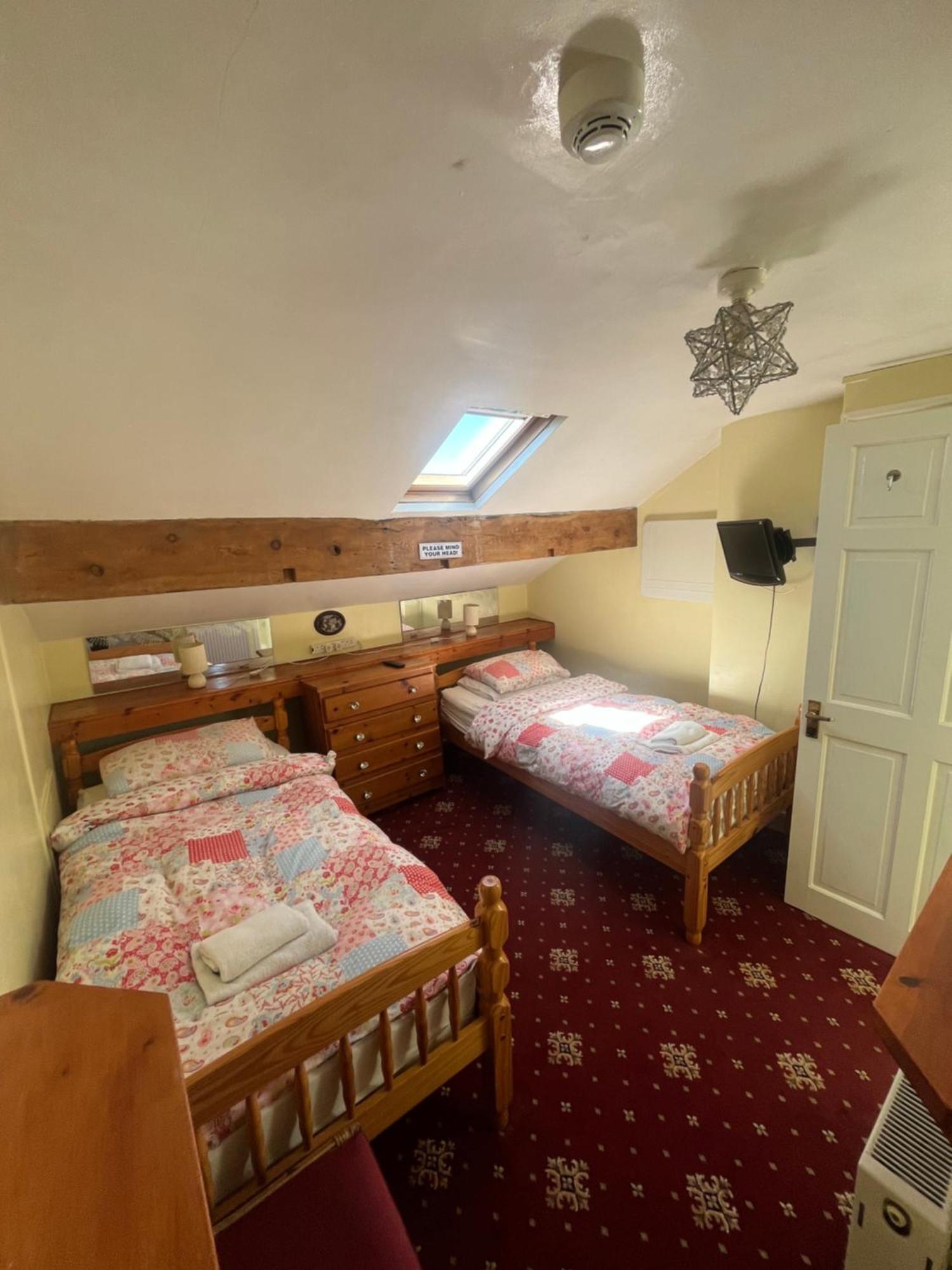 Marston Town Centre Villa Blackpool Extérieur photo