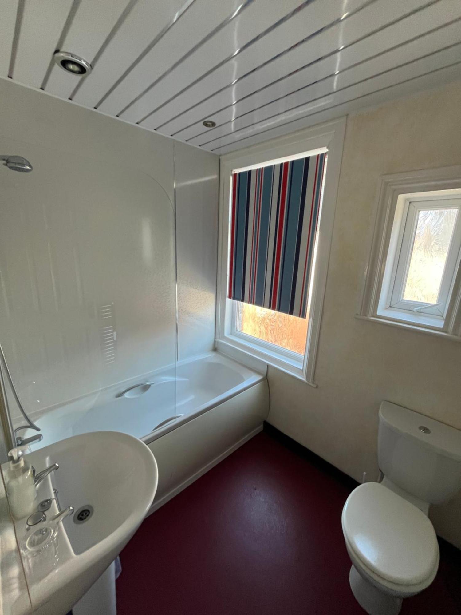 Marston Town Centre Villa Blackpool Extérieur photo