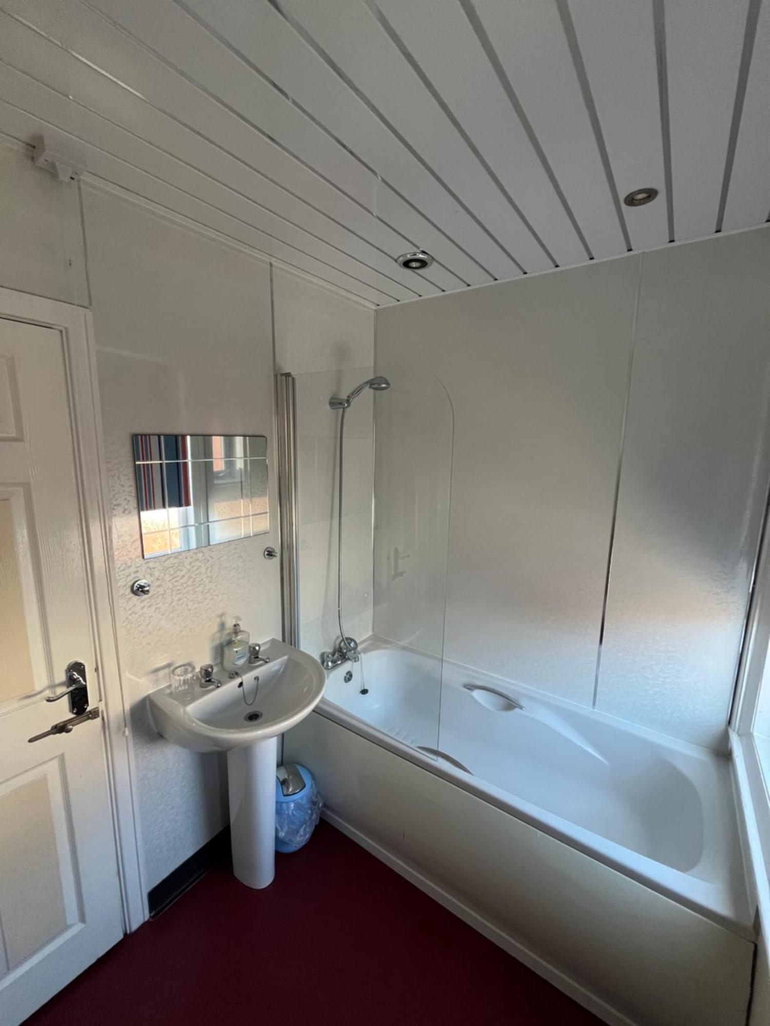 Marston Town Centre Villa Blackpool Extérieur photo
