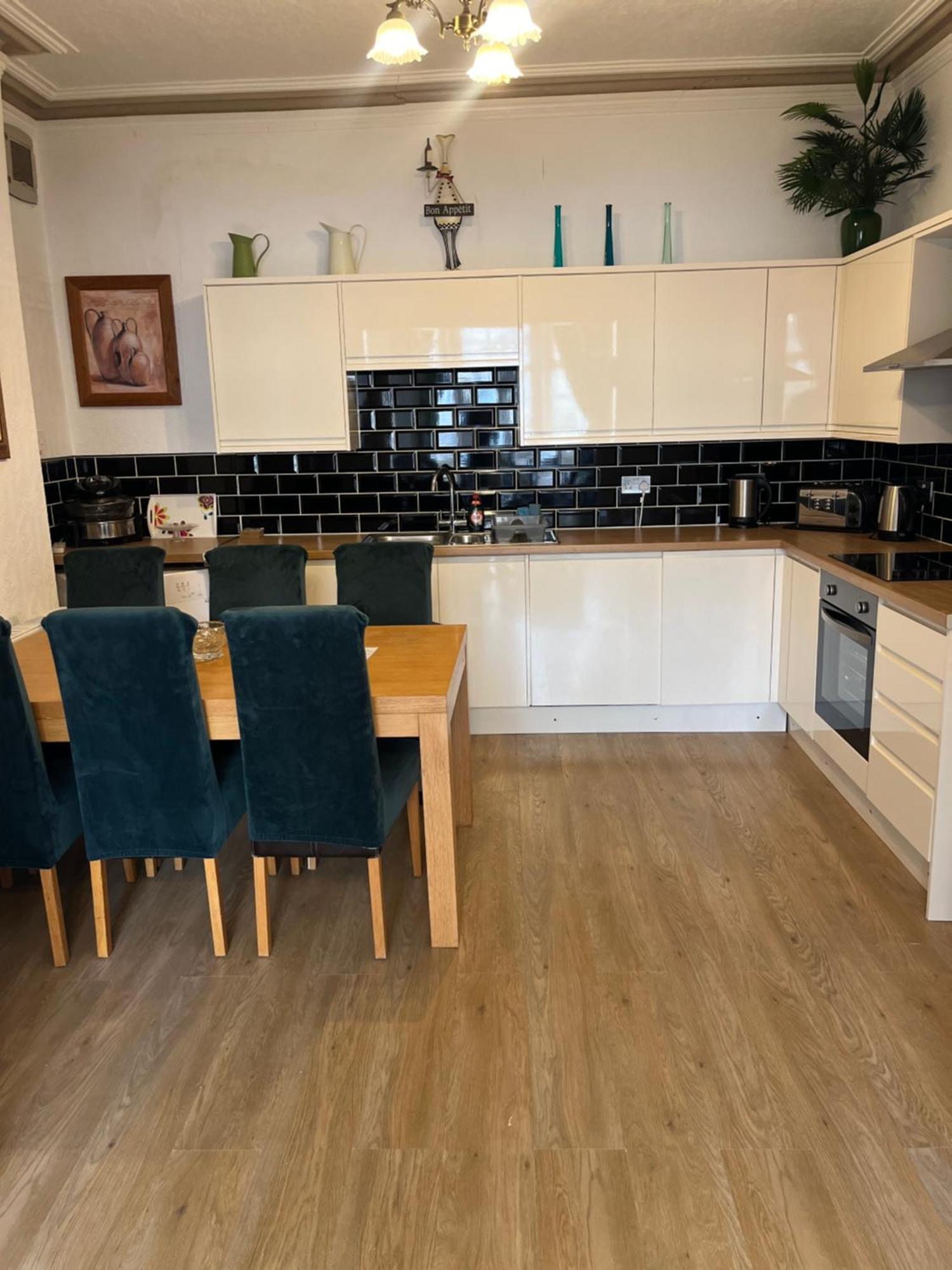Marston Town Centre Villa Blackpool Extérieur photo